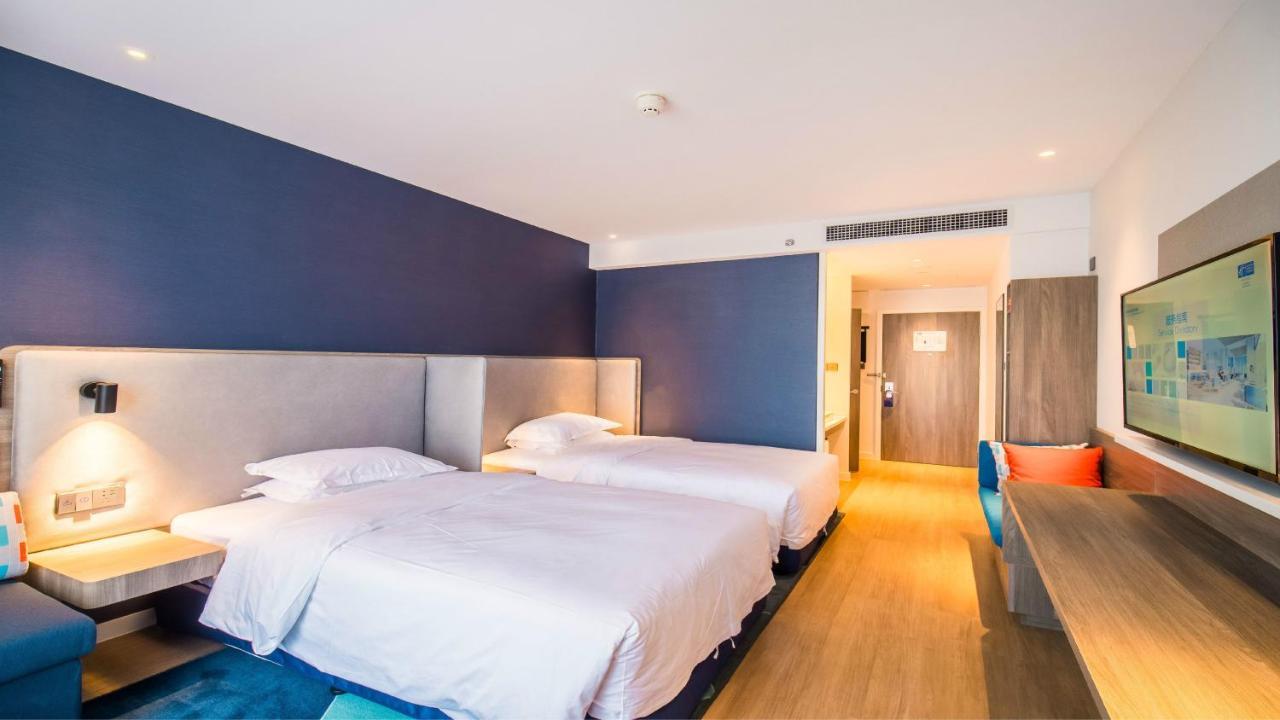 Holiday Inn Express Kunming West By Ihg Exteriör bild