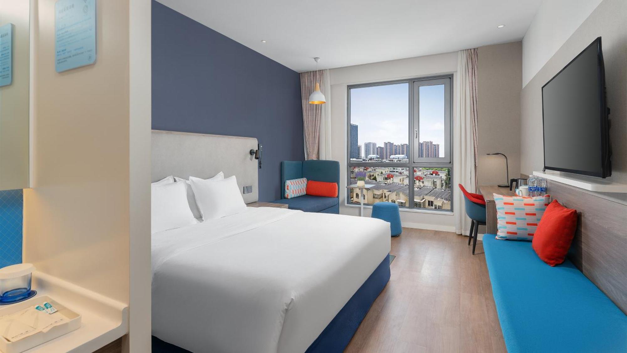 Holiday Inn Express Kunming West By Ihg Exteriör bild