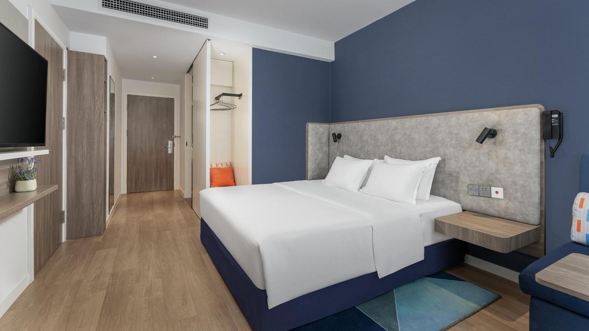 Holiday Inn Express Kunming West By Ihg Exteriör bild
