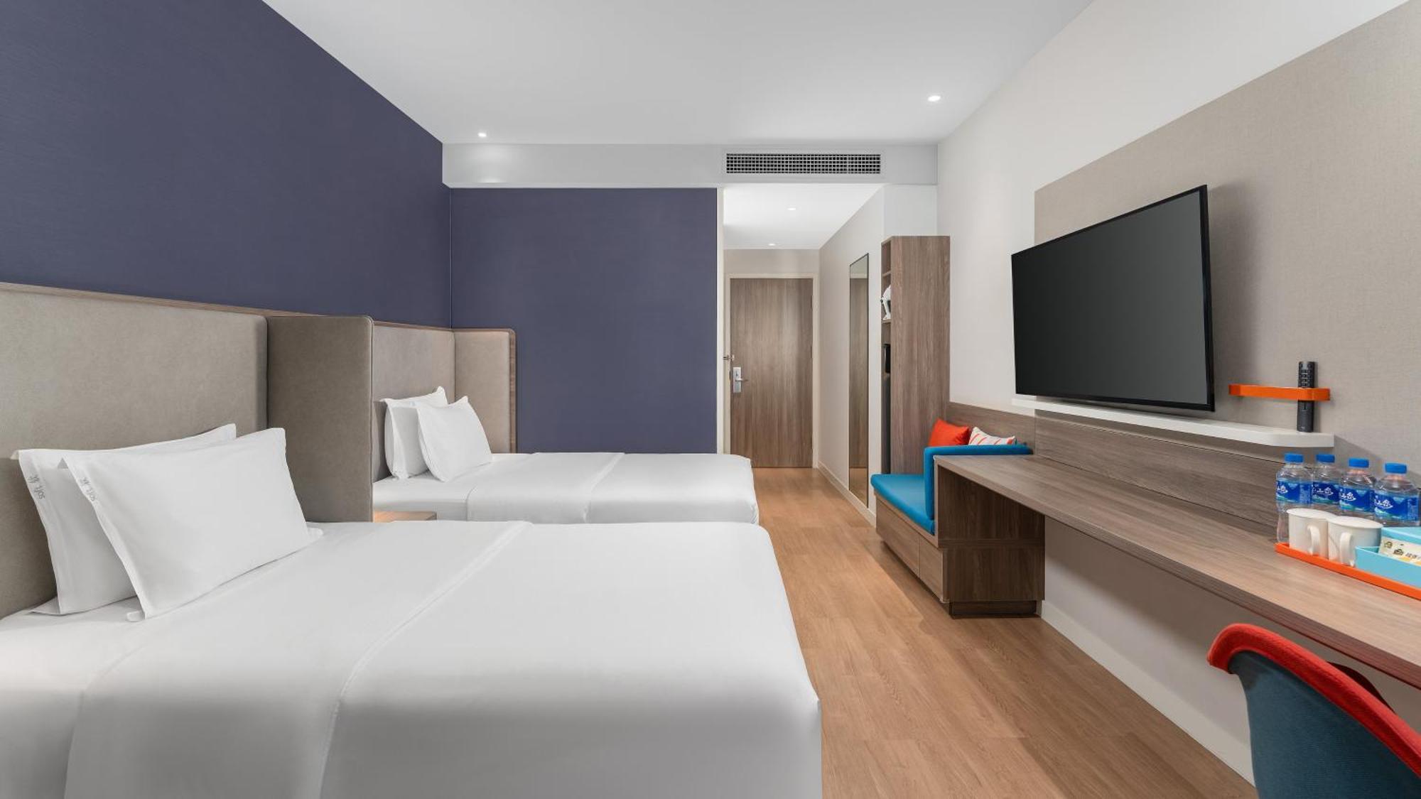 Holiday Inn Express Kunming West By Ihg Exteriör bild